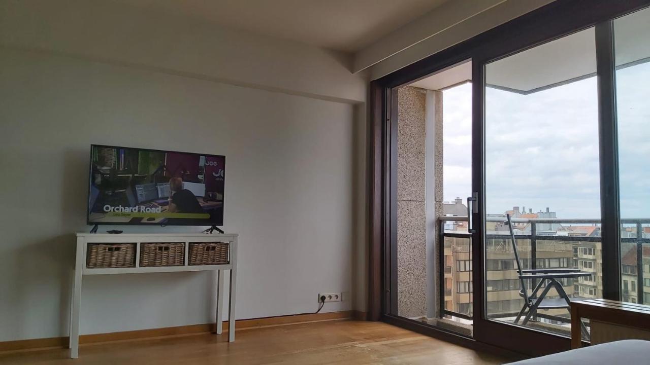 Appartement Met Zeezicht Op Het Van Bunnenplein Knokke-Heist Bagian luar foto